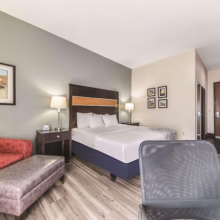 La Quinta By Wyndham Tulsa - Catoosa Hotell Exteriör bild