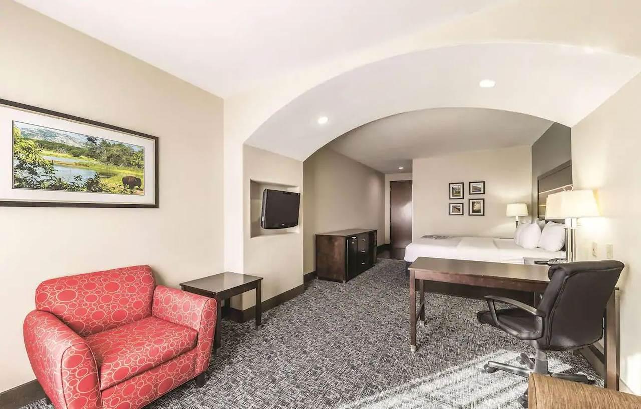 La Quinta By Wyndham Tulsa - Catoosa Hotell Exteriör bild