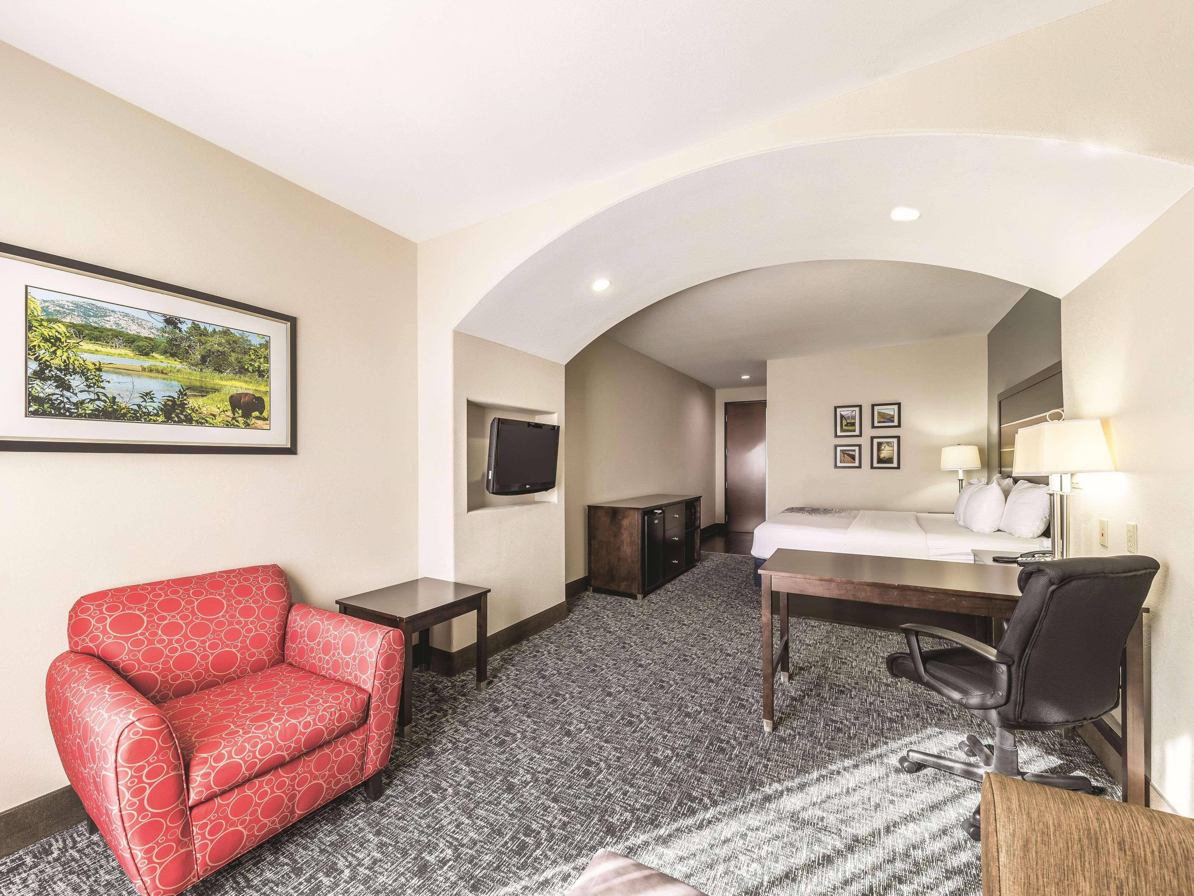 La Quinta By Wyndham Tulsa - Catoosa Hotell Exteriör bild
