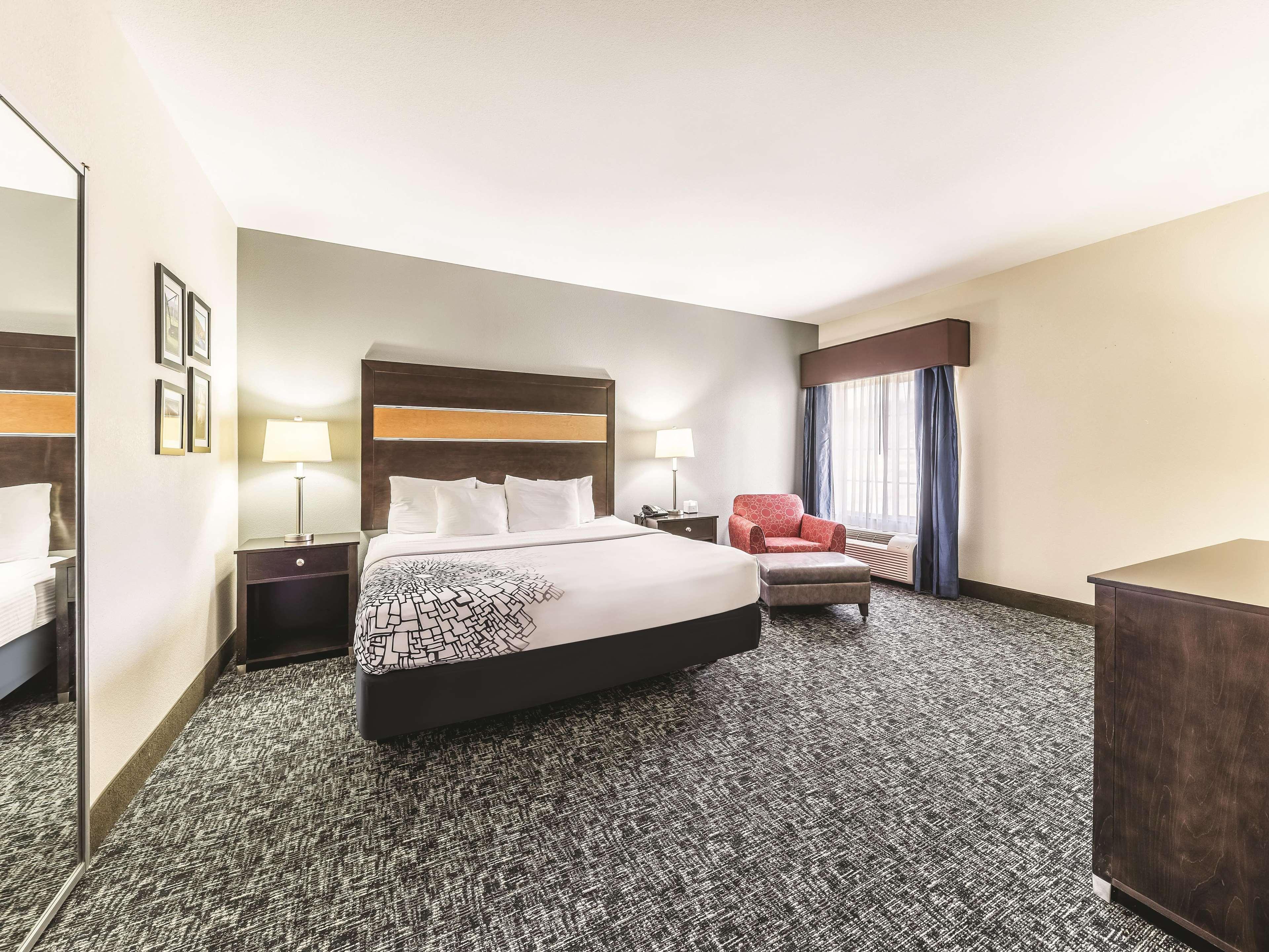 La Quinta By Wyndham Tulsa - Catoosa Hotell Exteriör bild