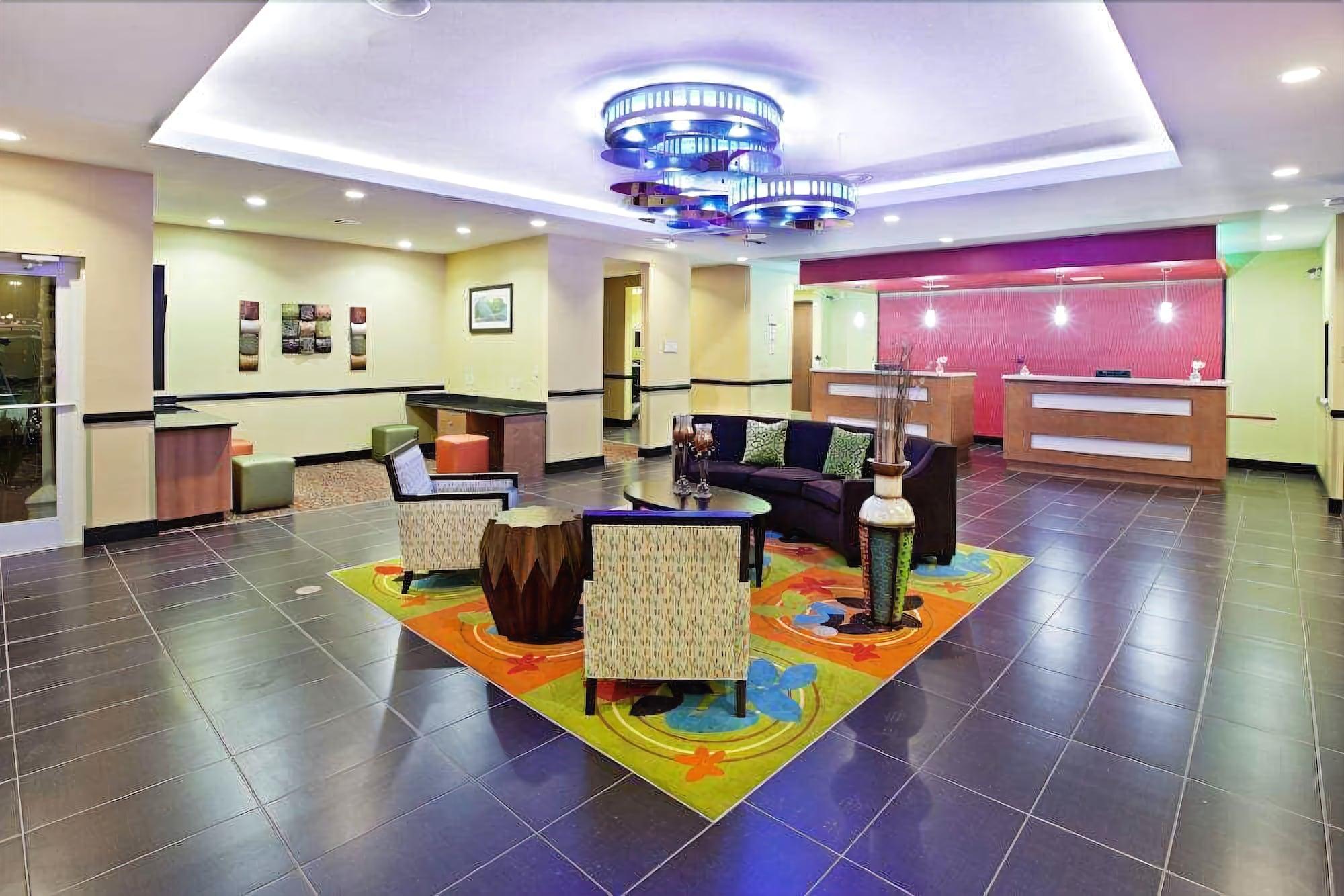 La Quinta By Wyndham Tulsa - Catoosa Hotell Exteriör bild
