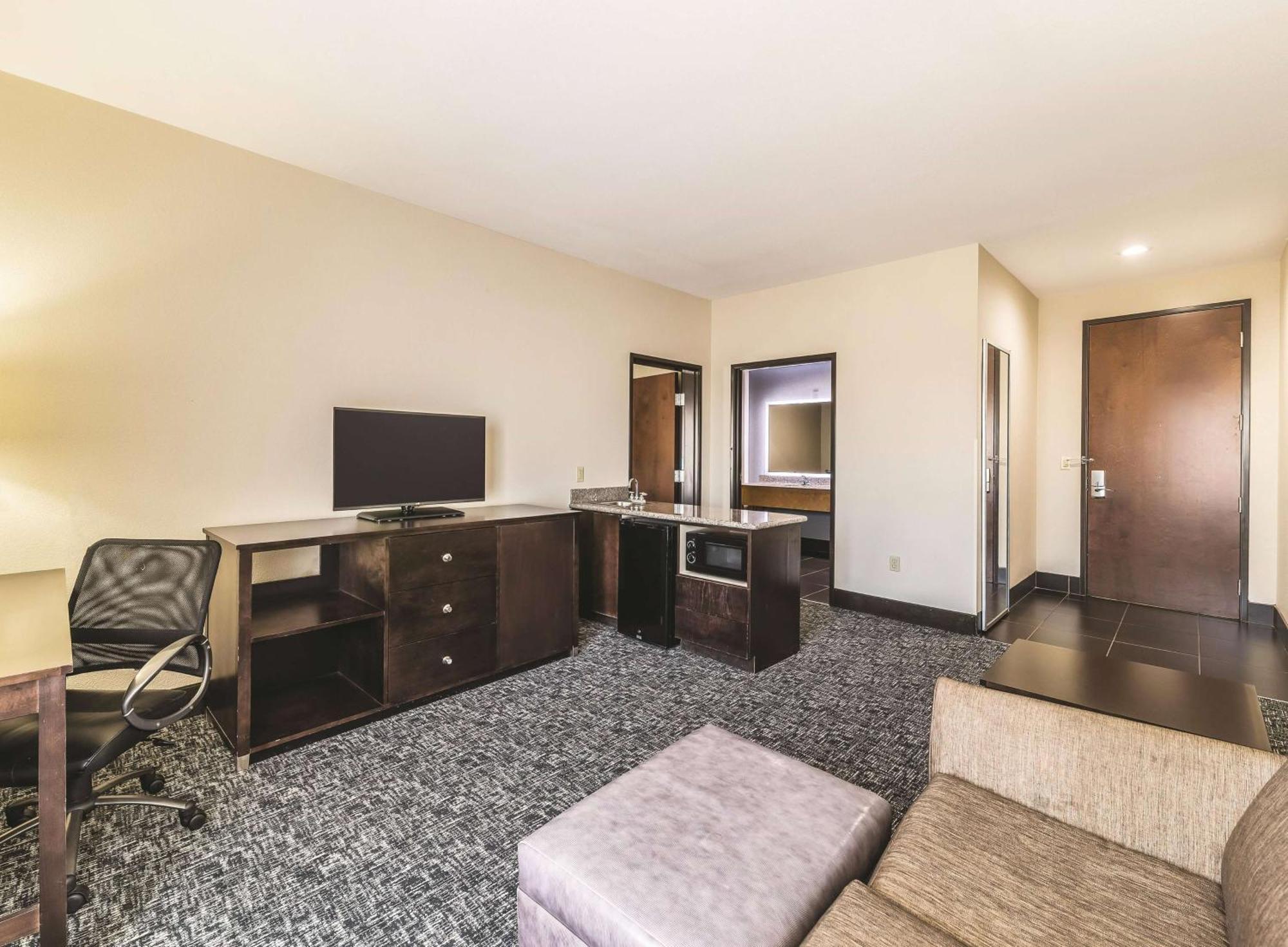 La Quinta By Wyndham Tulsa - Catoosa Hotell Exteriör bild