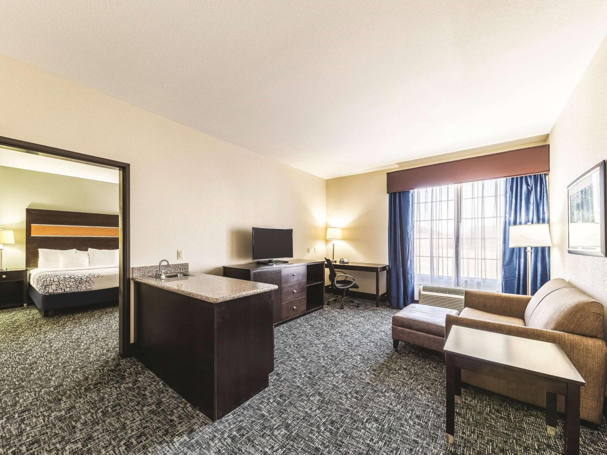 La Quinta By Wyndham Tulsa - Catoosa Hotell Exteriör bild